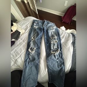 AE ripped Jeggings (Cropped or « capris »)